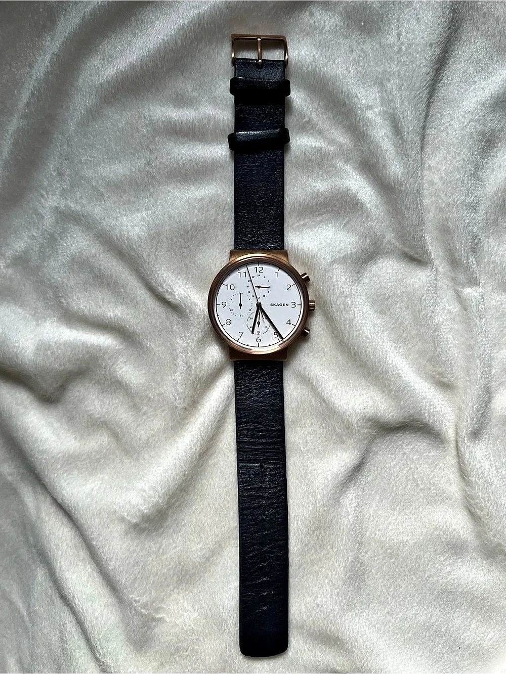 Skagen Ancher Chronograph Leather Watch Black & Gold-Needs a new battery✨